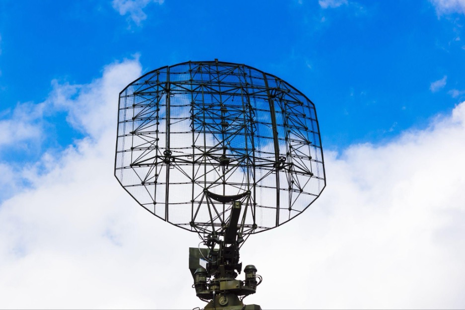 Airborne phased-array radar antenna, a common deployment for drop-in RF isolators inside T/R modules